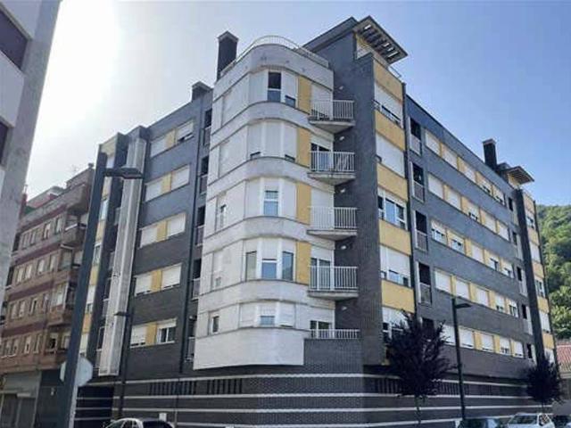 Piso en Venta en Teverga
