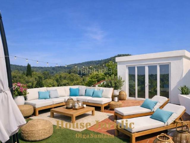 Piso en venta en Tiana. EN EXCLUSIVA DESDE HOUSE JURIDIC Olga Santana presenta esta espectacular vivienda reformada de 114 m² con dos terrazas en Tiana. Pisos.