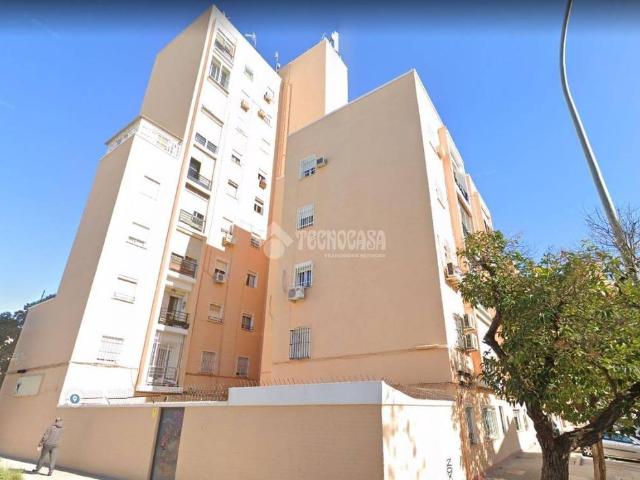 Piso en Venta en Tiro de Línea