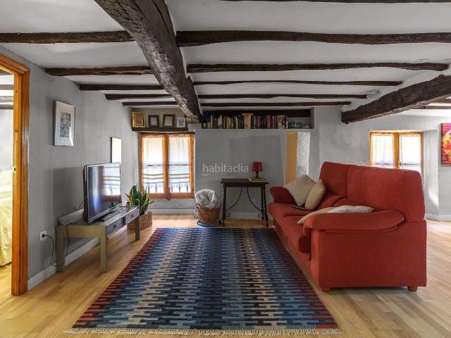 Piso en venta en Tolosa. Luminoso piso exterior en la Parte Vieja de Tolosa, listo para entrar a vivir. Pisos.