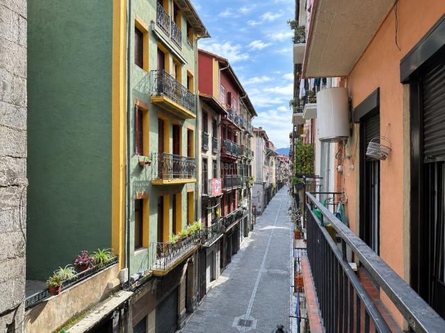 Piso en venta en Tolosa. PISO EN VENTA EN LA CALLE CORREO INVERSIÓN. Pisos.