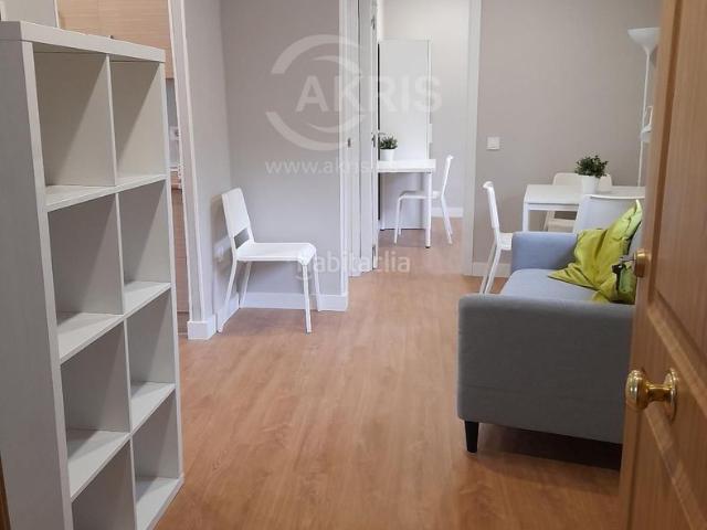 Piso en venta en Toledo, Antequeruela Covachuelas. Inversión Única en Toledo Piso Estudio Independiente frente a la Muralla Sin Gastos de Comunidad. Pisos.