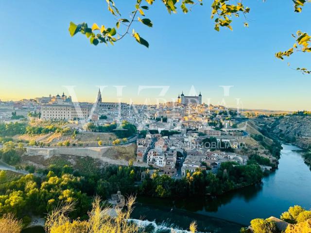 Piso en venta en Toledo, Casco Histórico. Vivienda REFORMADA en TOLEDO. Pisos.