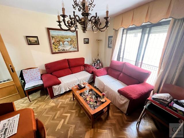 Piso en venta en Toledo, Santa Bárbara. GB gestión inmobiliaria vende piso en PASEO DE LA ROSA, STA BÁRBARA. Pisos.