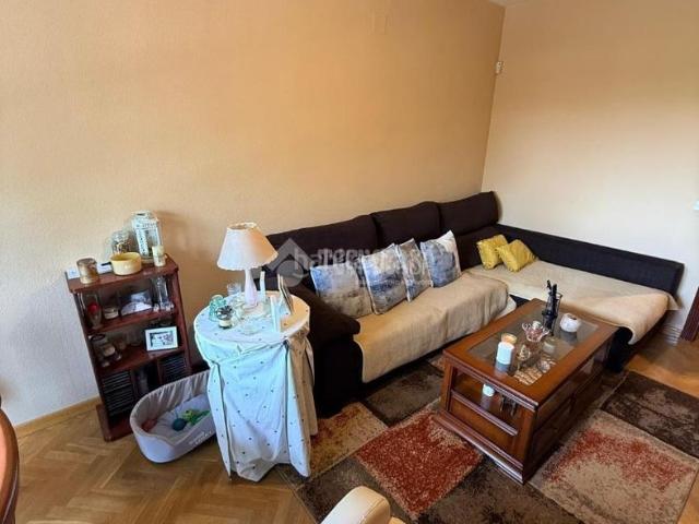 Piso en venta en Toledo, Santa Bárbara. Piso en venta en Toledo. Pisos.