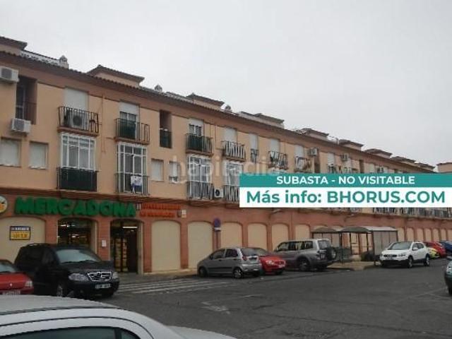 Piso en venta en Tomares, Centro. Pisos.