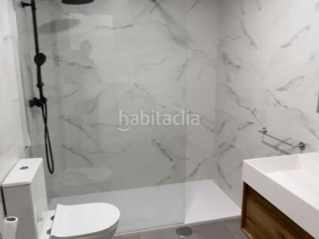 Piso en venta en Tomares, Santa Eufemia. Piso exclusivo reformado en El Mirador Tomares 420.000. Pisos.