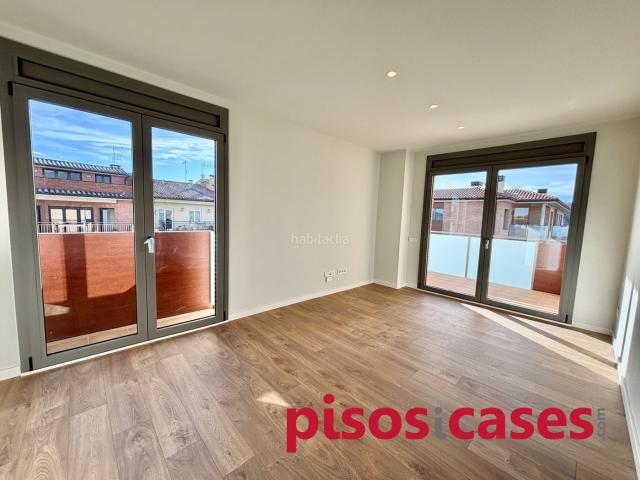 Piso en venta en Tona. Fantàstic pis de 4 habitacions. Pisos.