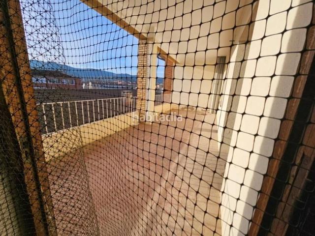 Piso en venta en Tona. Oportunitat! Pis a Tona per acabar al teu gust. Pisos.