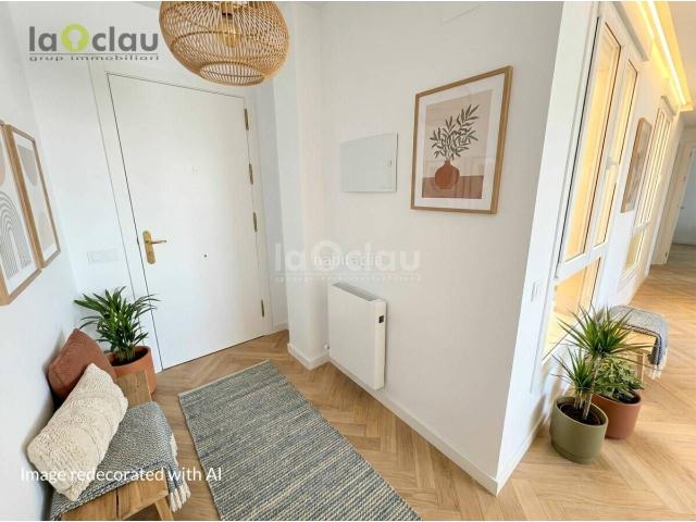 Piso en venta en Tona. Oportunidad de piso exterior en Tona con balcón y ascensor. Pisos.