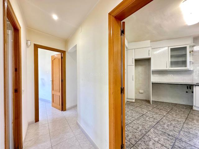 Piso en venta en Torelló. Ampli pis reformat. Pisos.