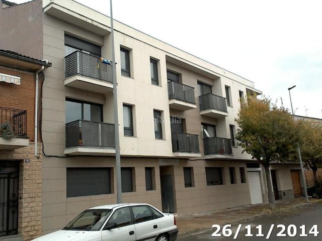 Piso en venta en Torelló. Se vende Piso Garaje ALQUILADO en Progres Torelló, Barcelona. Pisos.