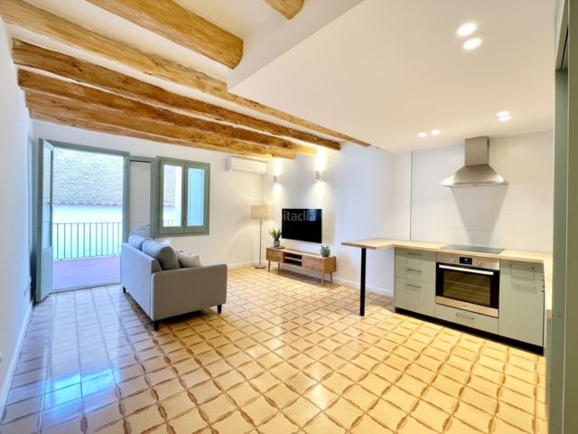 Piso en venta en Torelló. Pis amb caràcter al cor de Torelló. Pisos.
