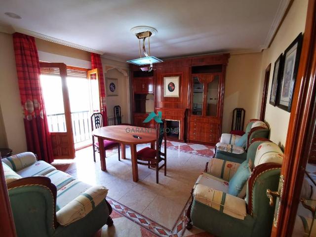Piso en Venta en Torredonjimeno