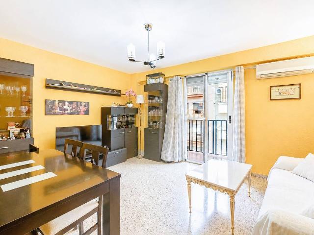 Piso en Venta en Torrefiel