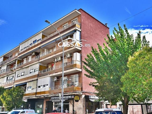 Piso en venta en Torrejón de Ardoz, Cañada Mancha Amarilla. CIRCUNVALACIÓN 4º planta sin ascensor Piso 3 habitaciones con terraza. Pisos Torrejón de.