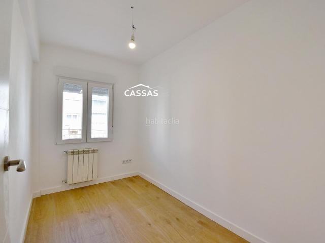 Piso en venta en Torrejón de Ardoz, Virgen del Rosario. ZONA MÁRMOL. Piso de 3 habitaciones con terraza. Reforma a estrenar. Pisos Torrejón de.