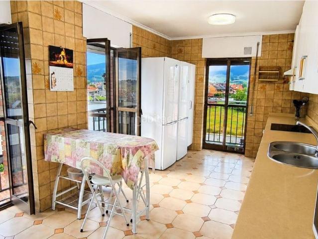 Piso en venta en Torrelavega, Tanos. VIVIENDA ÚNICA POR ESPACIO, UBICACIÓN Y POTENCIAL JUNTO A LA UNIVERSIDAD EN TANOS. Pisos.