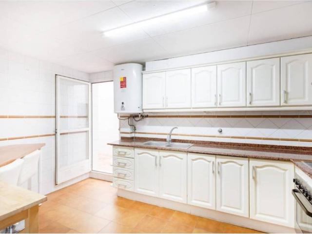 Piso en Venta en Torrent València