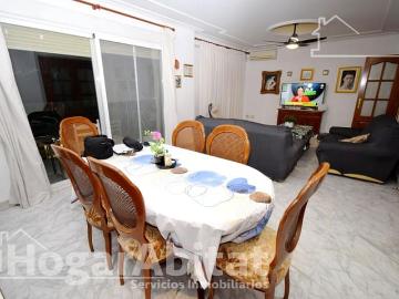 Piso en venta en Torrent, Valencia