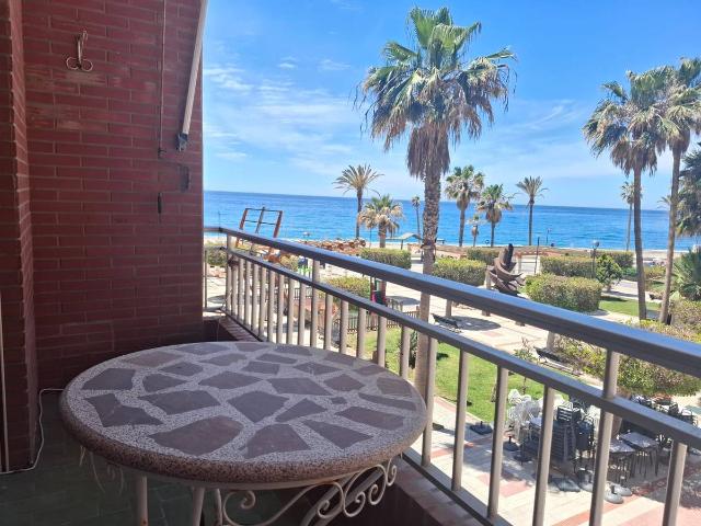 Piso en Venta en Torrenueva Costa