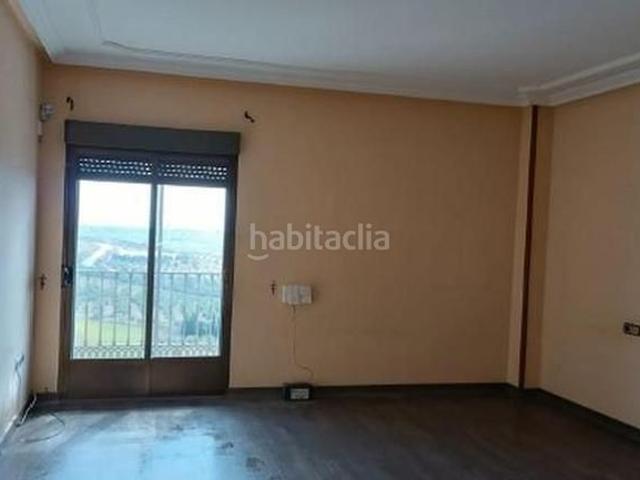 Piso en venta en Torreperogil. Vivienda Avda. Cazorla Torreperogil. Pisos.