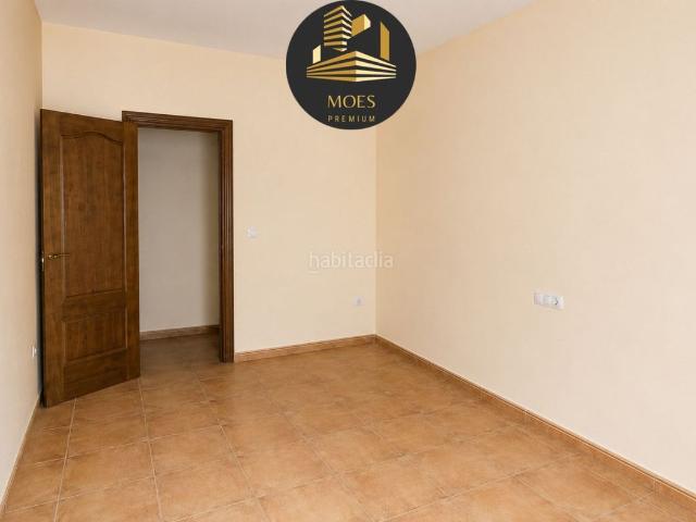 Piso en venta en Torreperogil. Piso en venta en Torreperogil, 3 dormitorios. Pisos.