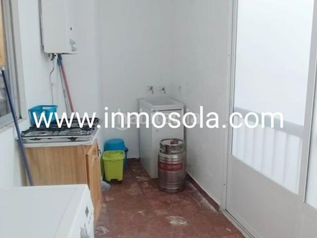 Piso en venta en Torreperogil. Pisos.