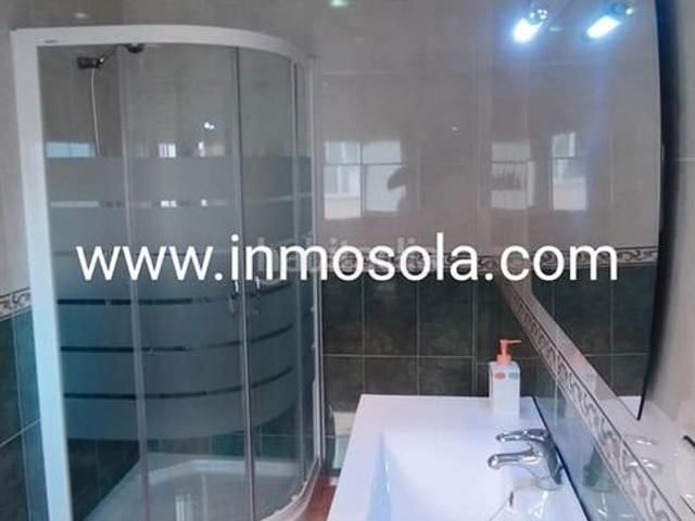 Piso en venta en Torreperogil. Pisos.