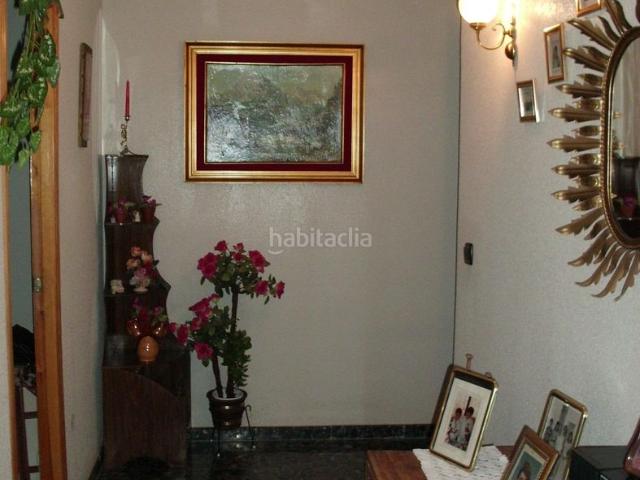 Piso en venta en Torreperogil. Pisos.