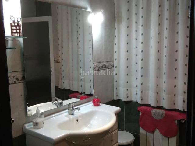 Piso en venta en Torreperogil. Pisos.