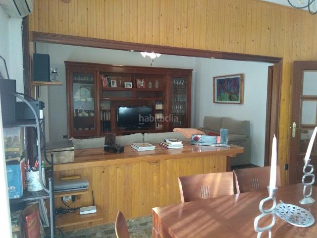 Piso en venta en Torreperogil. Pisos.