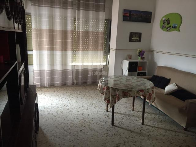 Piso en venta en Torreperogil. Precioso piso en Torreperogil, con garaje privado y terraza. Pisos.