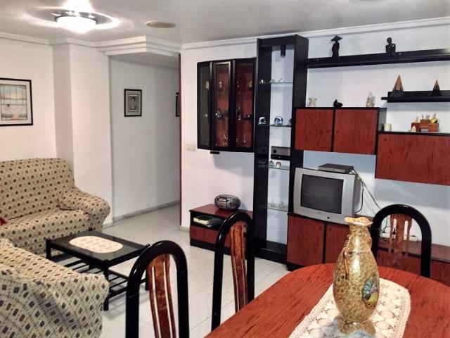 Piso en Venta en Torrevieja, Alicante