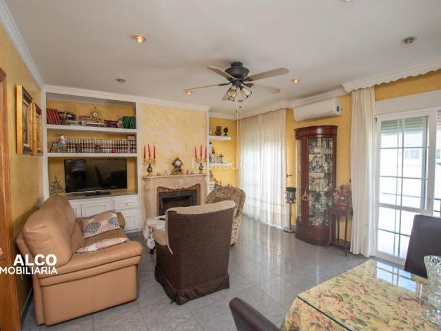 Piso en venta en Torrox, Torrox Pueblo. Busca la propiedad perfecta en el lugar más céntrico y deseado? Le presentamos esta espectacular y amplia vivienda, situada en el. Pisos.