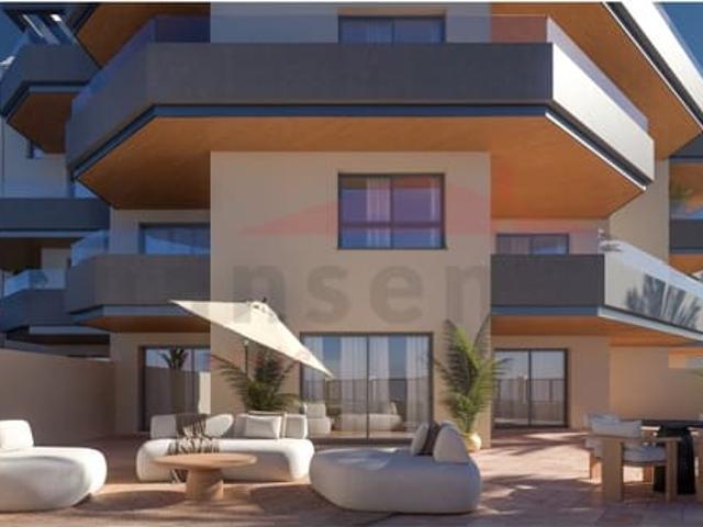 Apartamento en venta en Torrox Costa, Málaga Costa del Sol