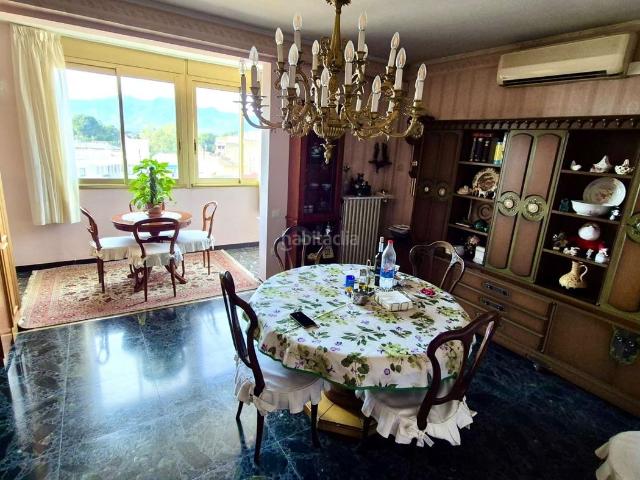 Piso en venta en Tortosa, Centre Costa Dorada. Amplio piso céntrico con aparcamiento en Tortosa. Pisos.