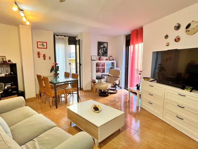 Piso en venta en Tortosa, Centre Costa Dorada. Piso en venta en Casco Antiguo, 2 dormitorios. Pisos.