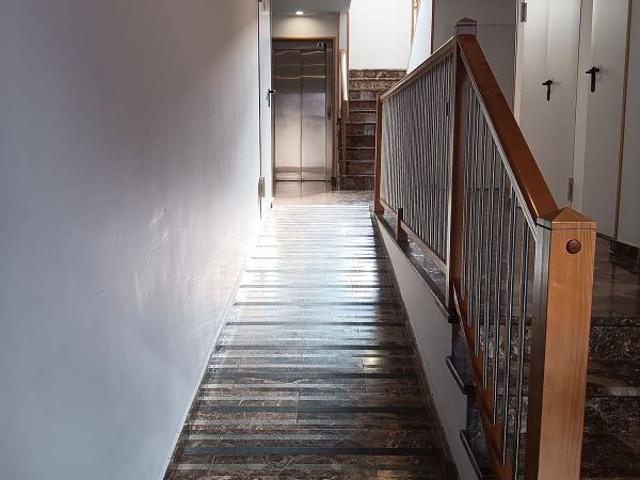 Piso en venta en calle Llarg de Sant Vicent, Tortosa, de 70 m² 2 habitaciones por 95.000