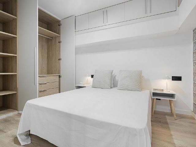Piso en venta en travesía De Gràcia, Barcelona, de 48 m² 1 habitación por 255.000