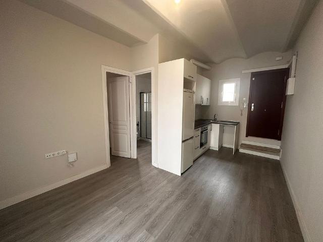 Piso en venta en travesía De Gràcia, Barcelona, de 56 m² 2 habitaciones por 360.000