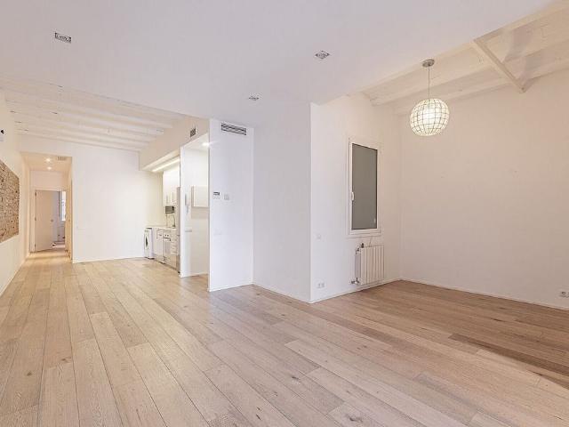 Piso en venta en travesía De Gràcia, Barcelona, de 91 m² 2 habitaciones por 720.000