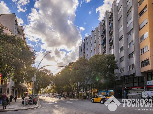 Piso en venta en travesía De Les Corts, Barcelona, de 105 m² 3 habitaciones por 395.000