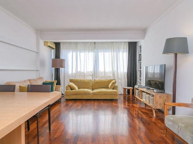 Piso en venta en travesía De Les Corts, Barcelona, de 99 m² 3 habitaciones por 715.000