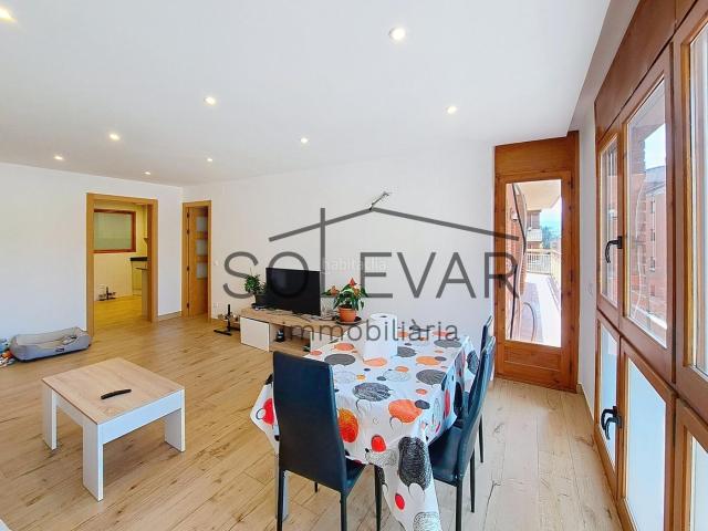 Piso en venta en Tremp Pirineos. GRAN PISO CÉNTRICO EN TREMP CON PARKING. Pisos.
