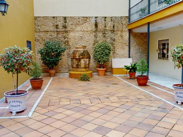 Piso en Venta en Triana Casco Antiguo