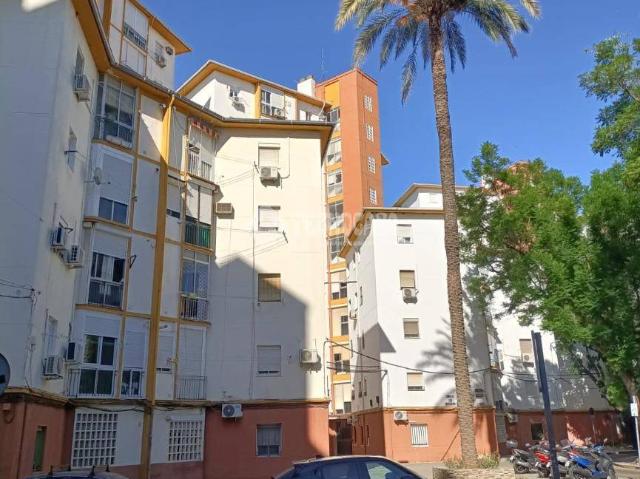 Piso en Venta en Triana Oeste