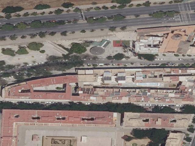 Piso en Venta en Triana Oeste