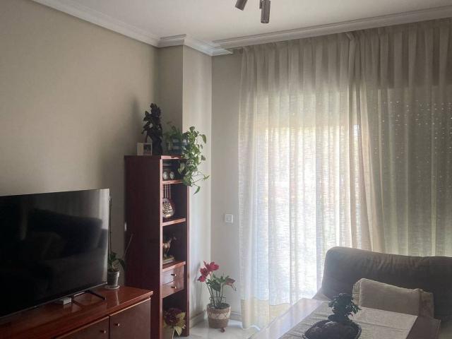 Piso en Venta en Triana Oeste