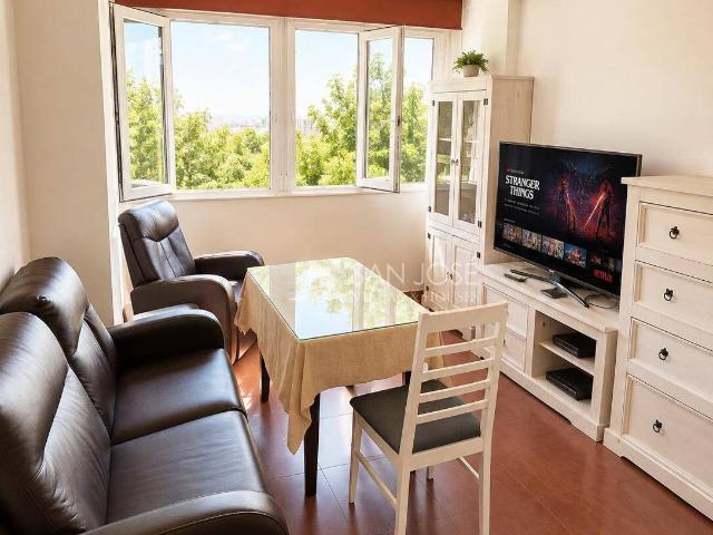Piso en Venta en Triana Oeste